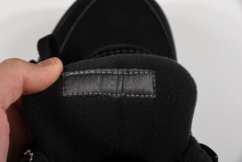 Sapatilhas Air Jordan 4 Black Cat