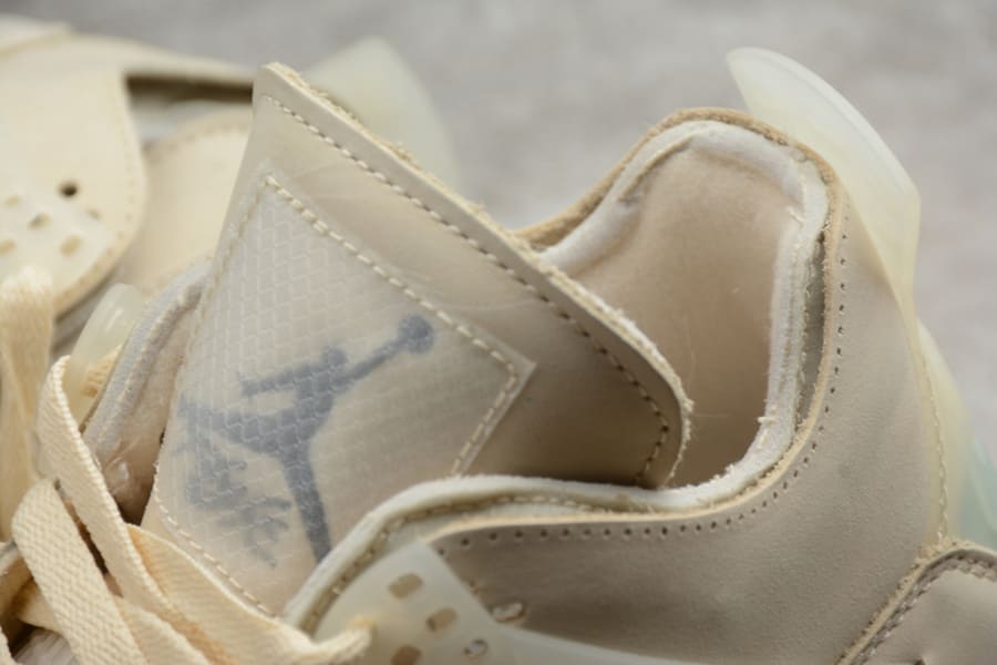 Sapatilhas Jordan 4 Retro Off-White Sail