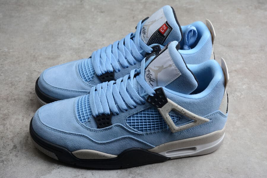 Sapatilhas Air Jordan 4 University Blue