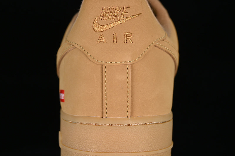 Sapatilhas Air Force 1 Supreme Wheat