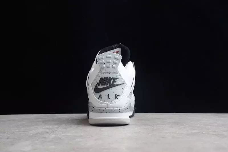 Sapatilhas Air Jordan 4 Retro White Cement