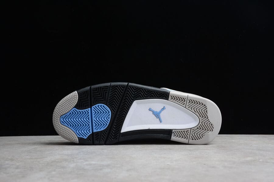 Sapatilhas Air Jordan 4 University Blue