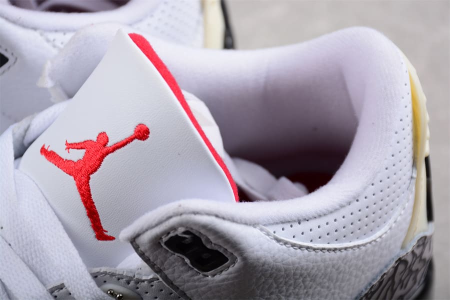 Sapatilhas Jordan 3 Retro White Cement Reimagined