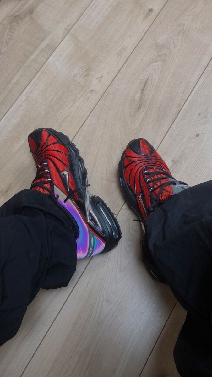 Sapatilhas Skepta x Nike Air Max Tailwind V “Bloody Chrome”