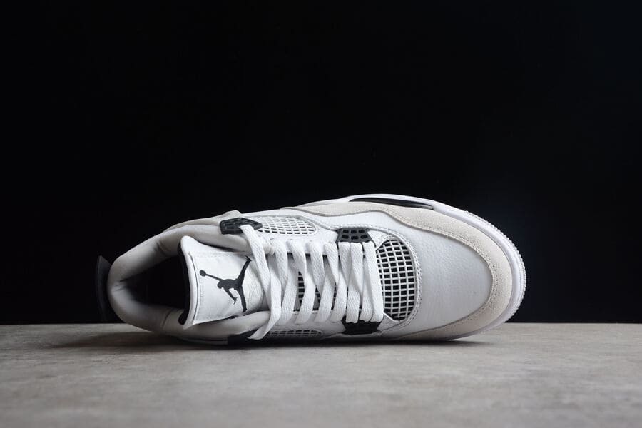 Sapatilhas Air Jordan 4 Military Black