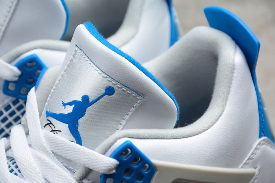 Sapatilhas Air Jordan 4 Military Blue