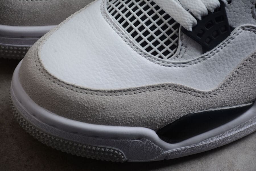 Sapatilhas Air Jordan 4 Military Black