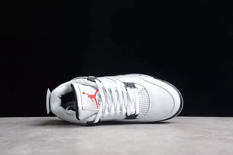 Sapatilhas Air Jordan 4 Retro White Cement