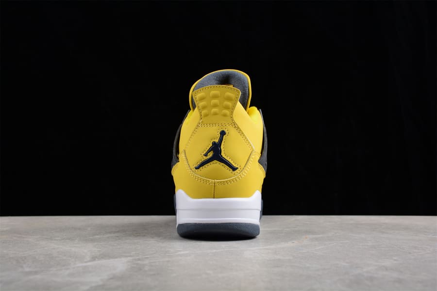Sapatilhas Air Jordan 4 Lightning