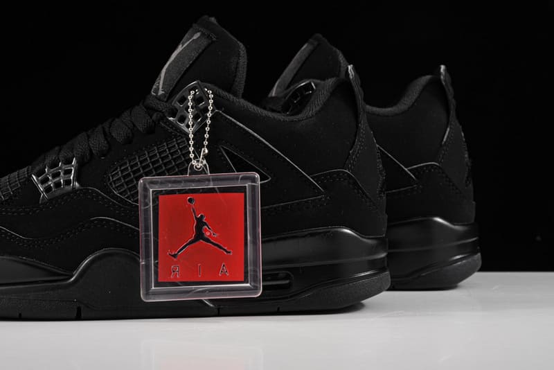 Sapatilhas Air Jordan 4 Black Cat