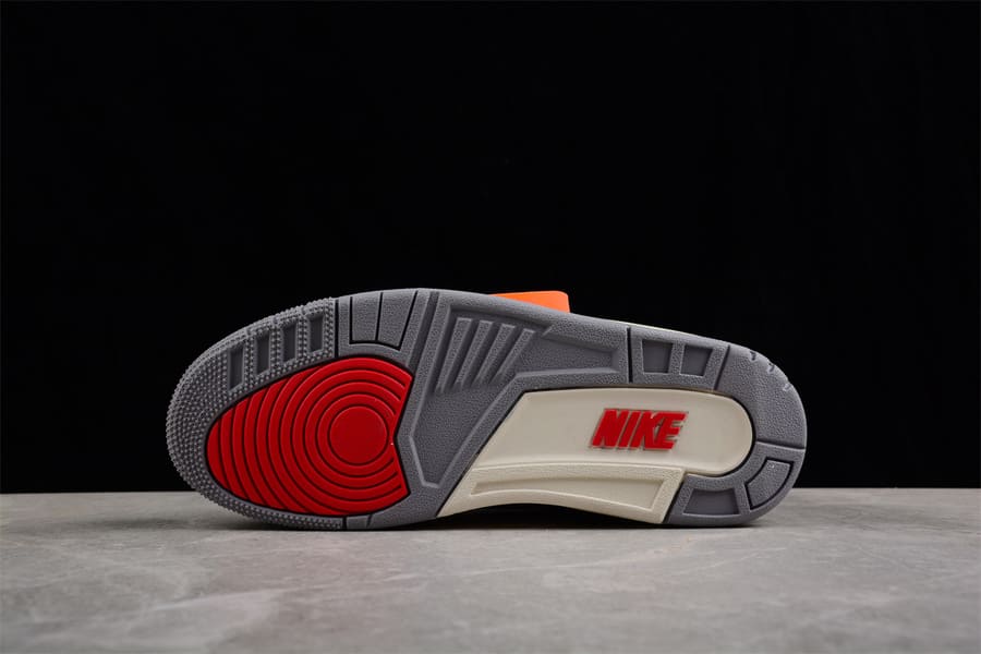 Sapatilhas Jordan 3 Retro White Cement Reimagined