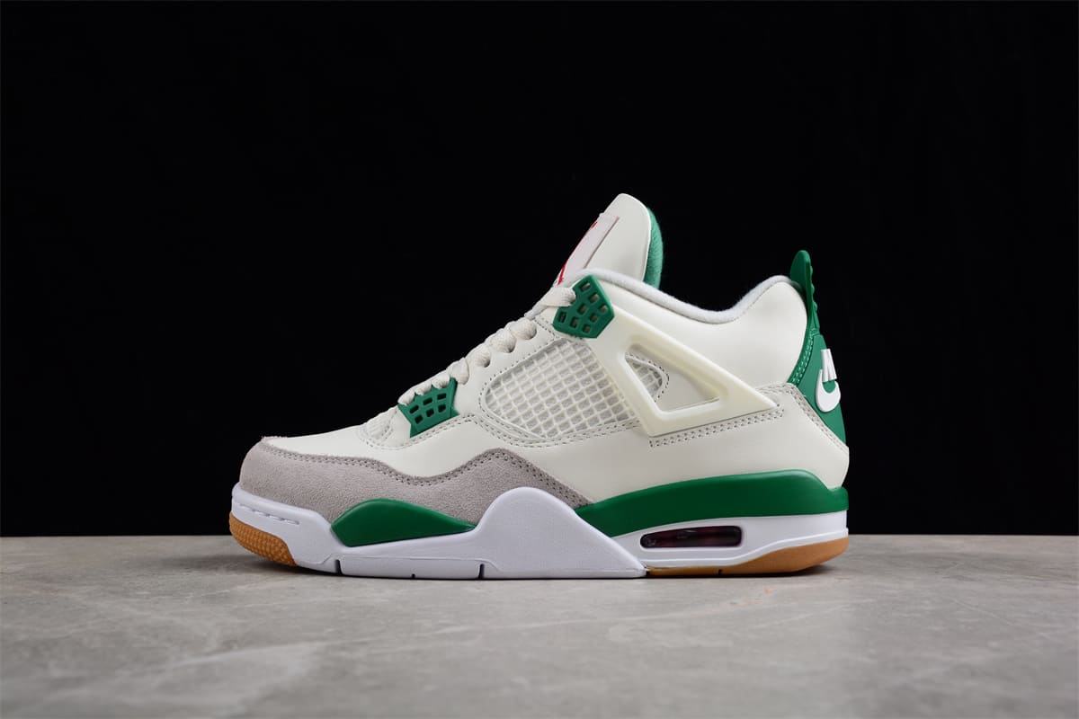 Sapatilhas Air Jordan 4 Retro Pine Green