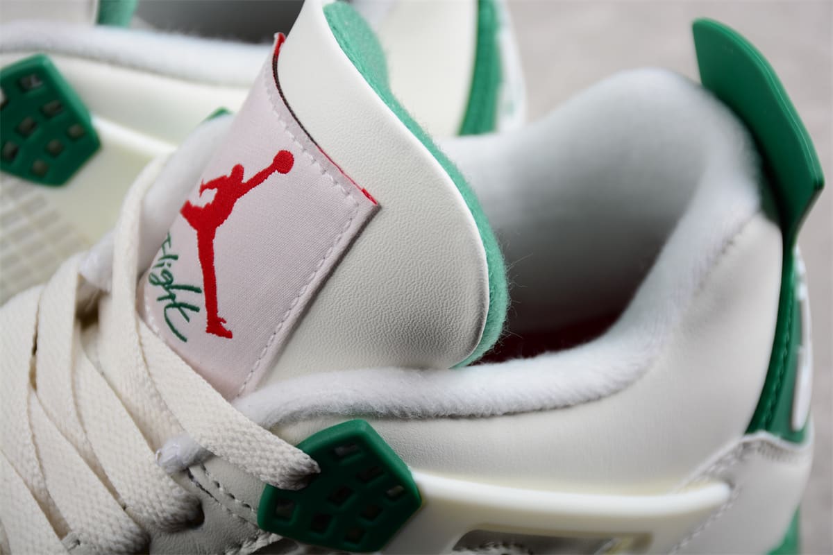 Sapatilhas Air Jordan 4 Retro Pine Green