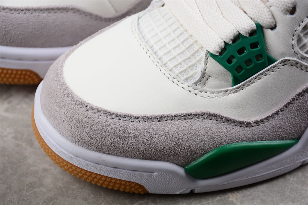 Sapatilhas Air Jordan 4 Retro Pine Green