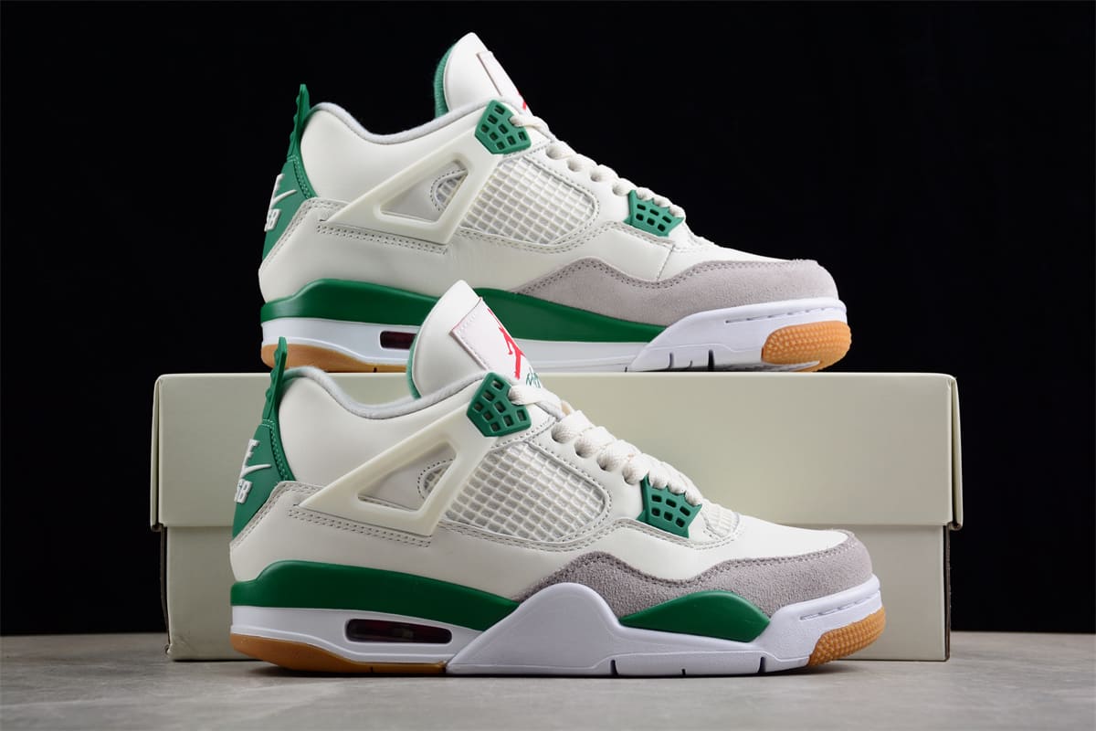 Sapatilhas Air Jordan 4 Retro Pine Green